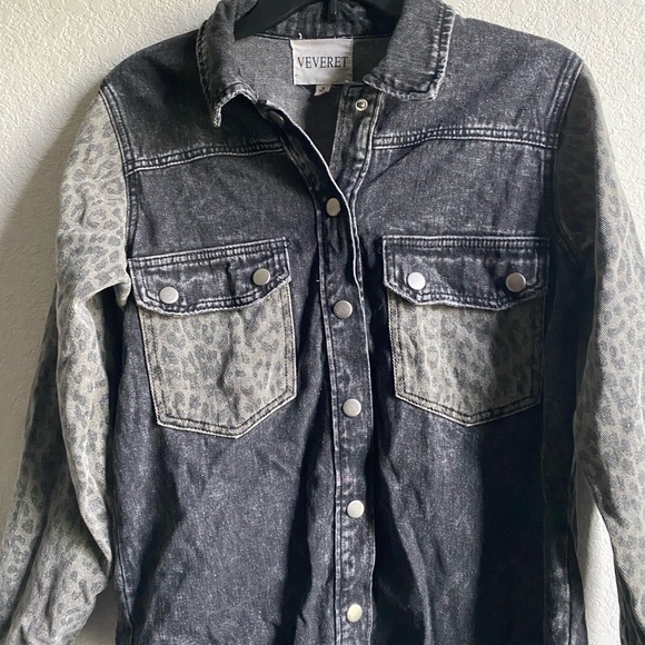 VEVERET CONTRAST LEOPARD PRINT DENIM RAW HEM EDGY GOTH MOBWIFE SHACKET JACKET S - Picture 5 of 13